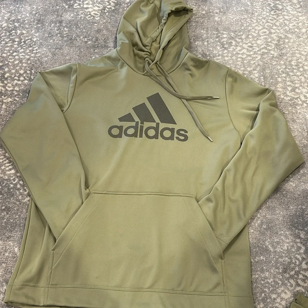 ADIDAS NWOT HOODIE MENS SIZE L ARMY GREEN FROM SAKS. NWOT